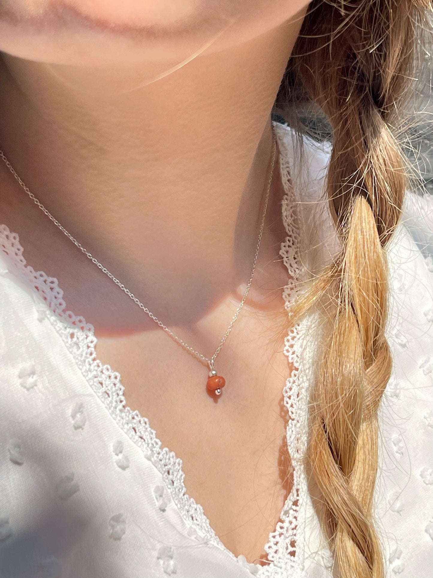 Ketting Blessing zilver (Kwarts rozenhout rood)