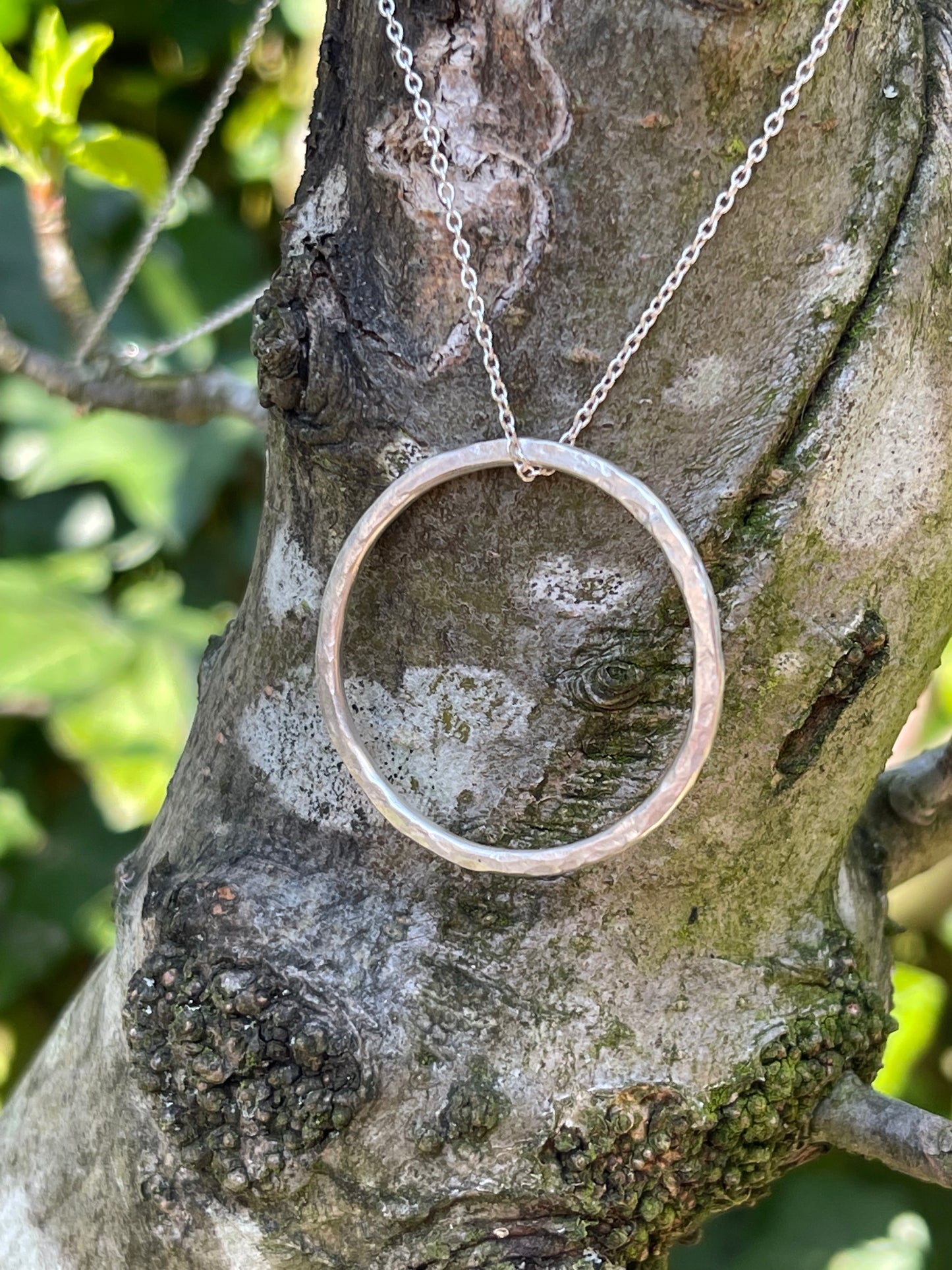 silver necklace stong