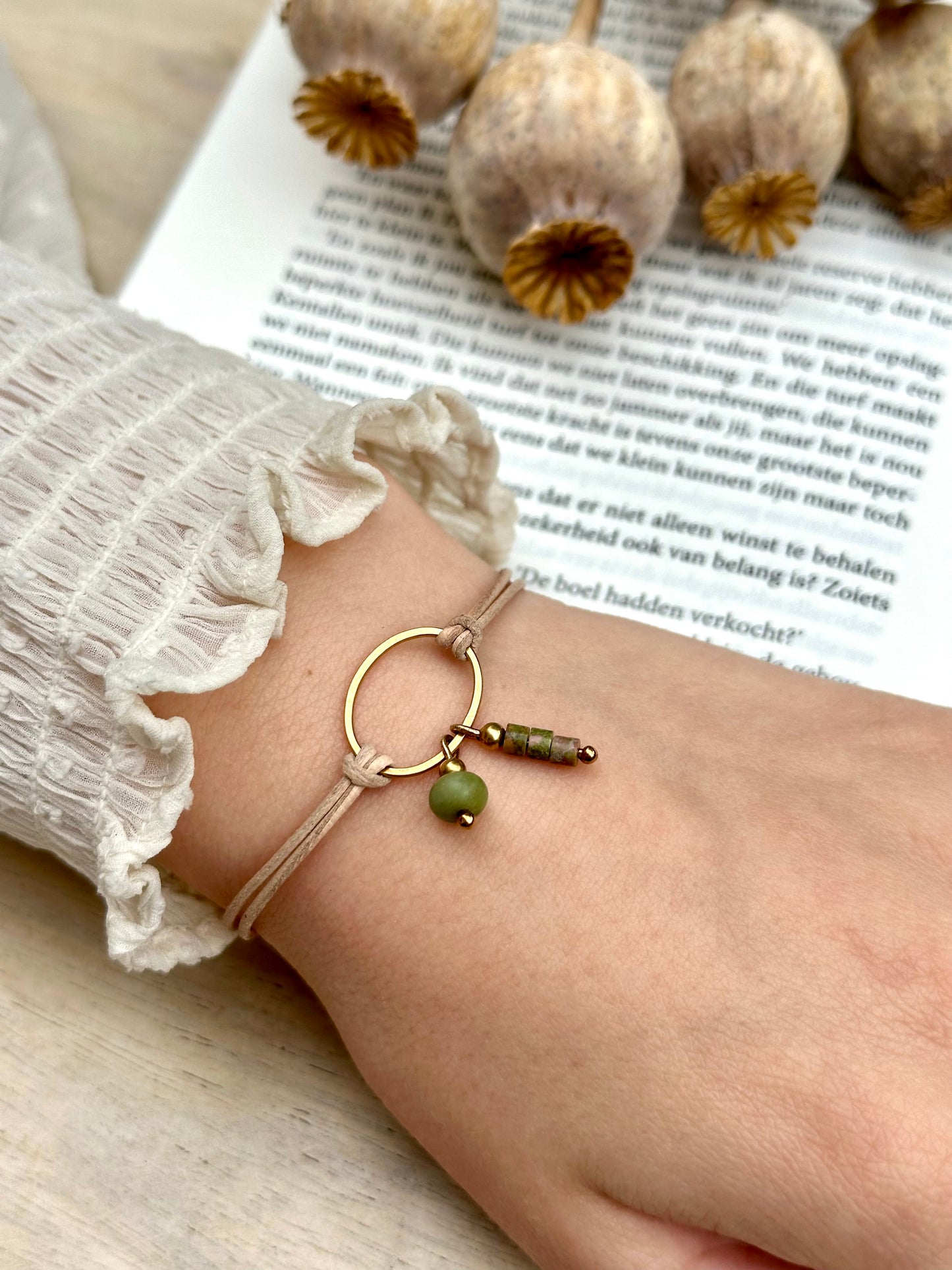 armbandje Blessing (Serpentijn) Darling (kwarts groen) gold plated